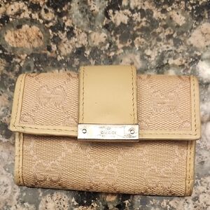 Gucci Beige and Cream Women's Wallet